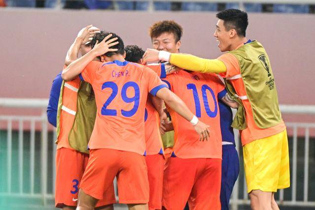 恩比德乔治狂打铁76人负魔术 老鹰送奇才7连败
