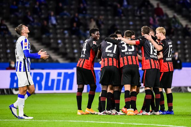 英超-小克鲁伊维特点射 曼联主场0-3伯恩茅斯